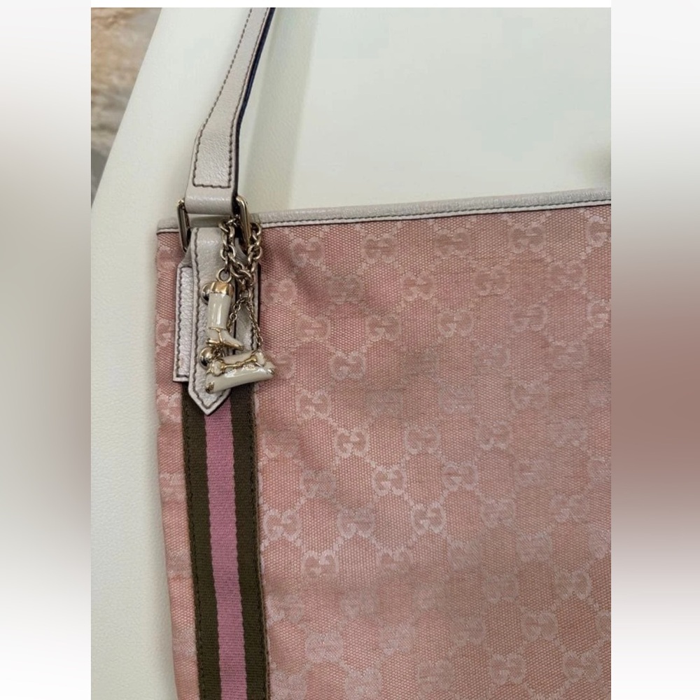 Gucci Light Pink Crossbody Bag - Picture 4 of 11